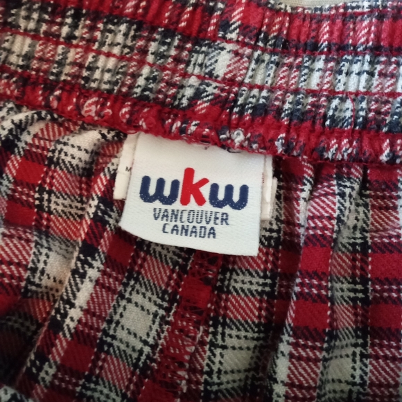 3/$15 Plaid skort - Picture 3 of 4